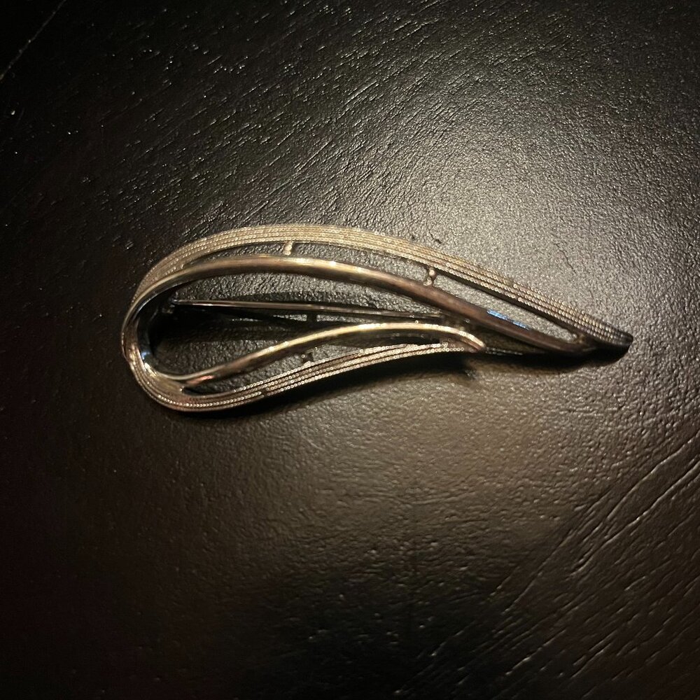 Vintage Silver Tone Sarah Coventry Swoosh Brooch